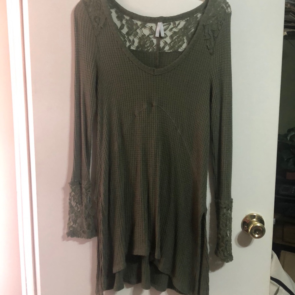 Dark green tunic sweater.